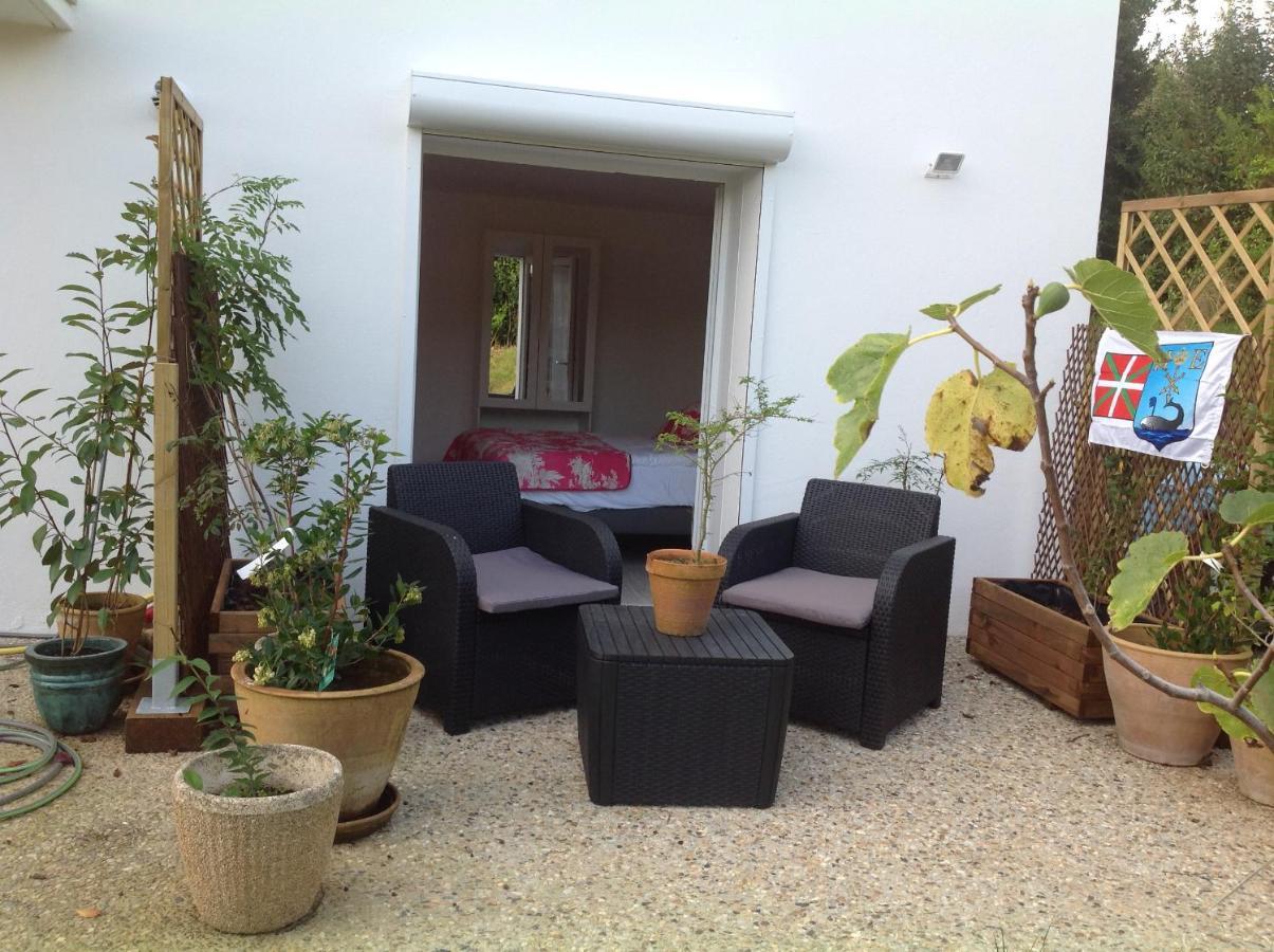 Appartement Avec Cuisine Et Grande Piscine Chauffee أُنْداي المظهر الخارجي الصورة